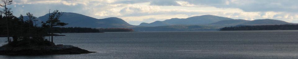 Maine Bay Front - Island View.